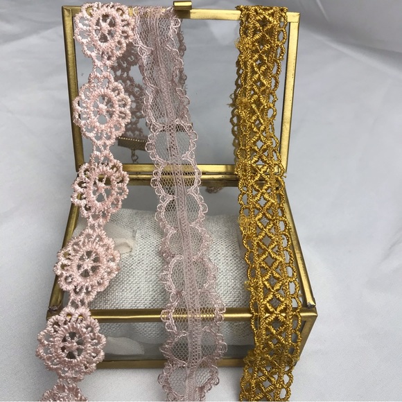 Lace chokers necklace 💛 NEW - Picture 1 of 5